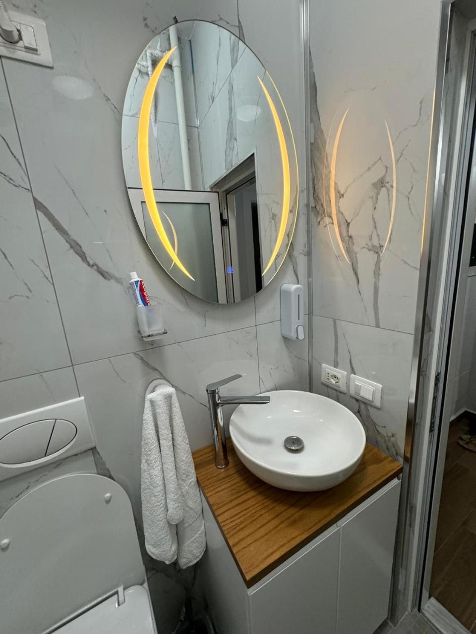 Ami Blloku Apartament Tirana Exterior foto
